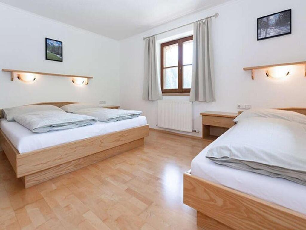 Apartment Bidner, *