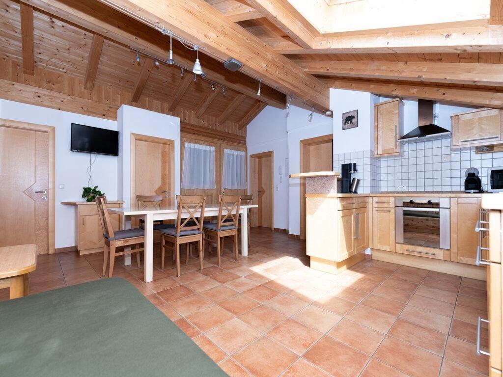 Apartment Bidner,